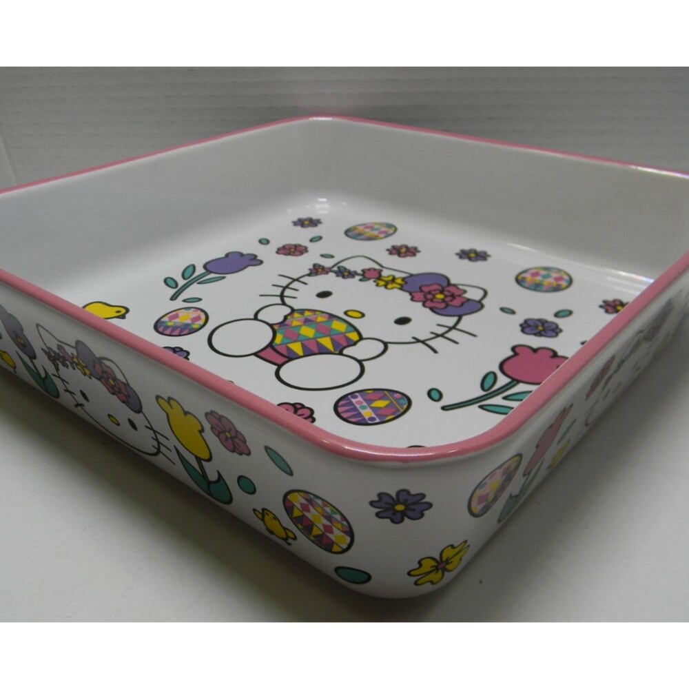 Hello Kitty by Sanrio Casserole Dish 9" x 9" NEW - Picture 4 of 5